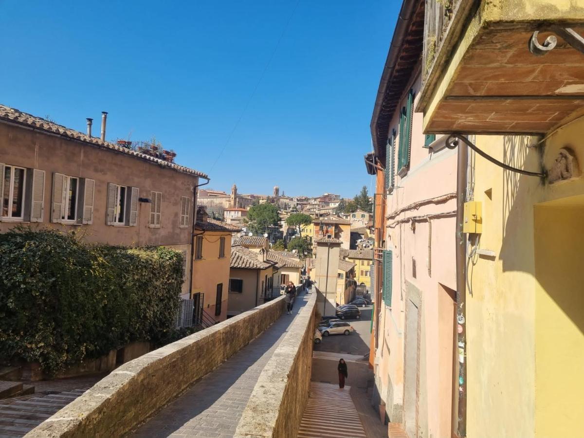 Artist Apartment Centro Storico بيرودجا المظهر الخارجي الصورة